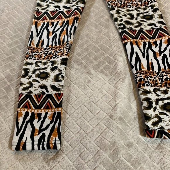 True Rock Womens Small Leggings Cozy Faux Fur Lined Animal Print Pull On Pants - Picture 3 of 11